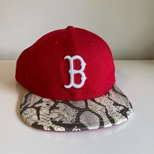 Boston Red Socks Fitted Cap Size 8